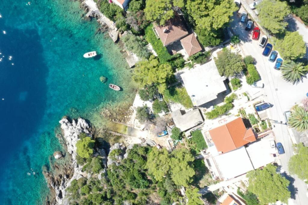 Mljet 2 You - Seafront Apartment 2+2 Sobra Exterior photo